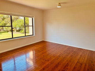 90 Hopewood Crescent, Fairy Meadow