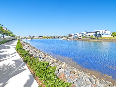 16 / 72 Palladium Blvd, Hope Island