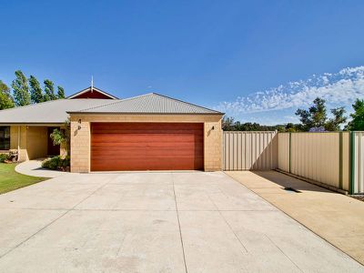 4 Fawkes Way , Baldivis