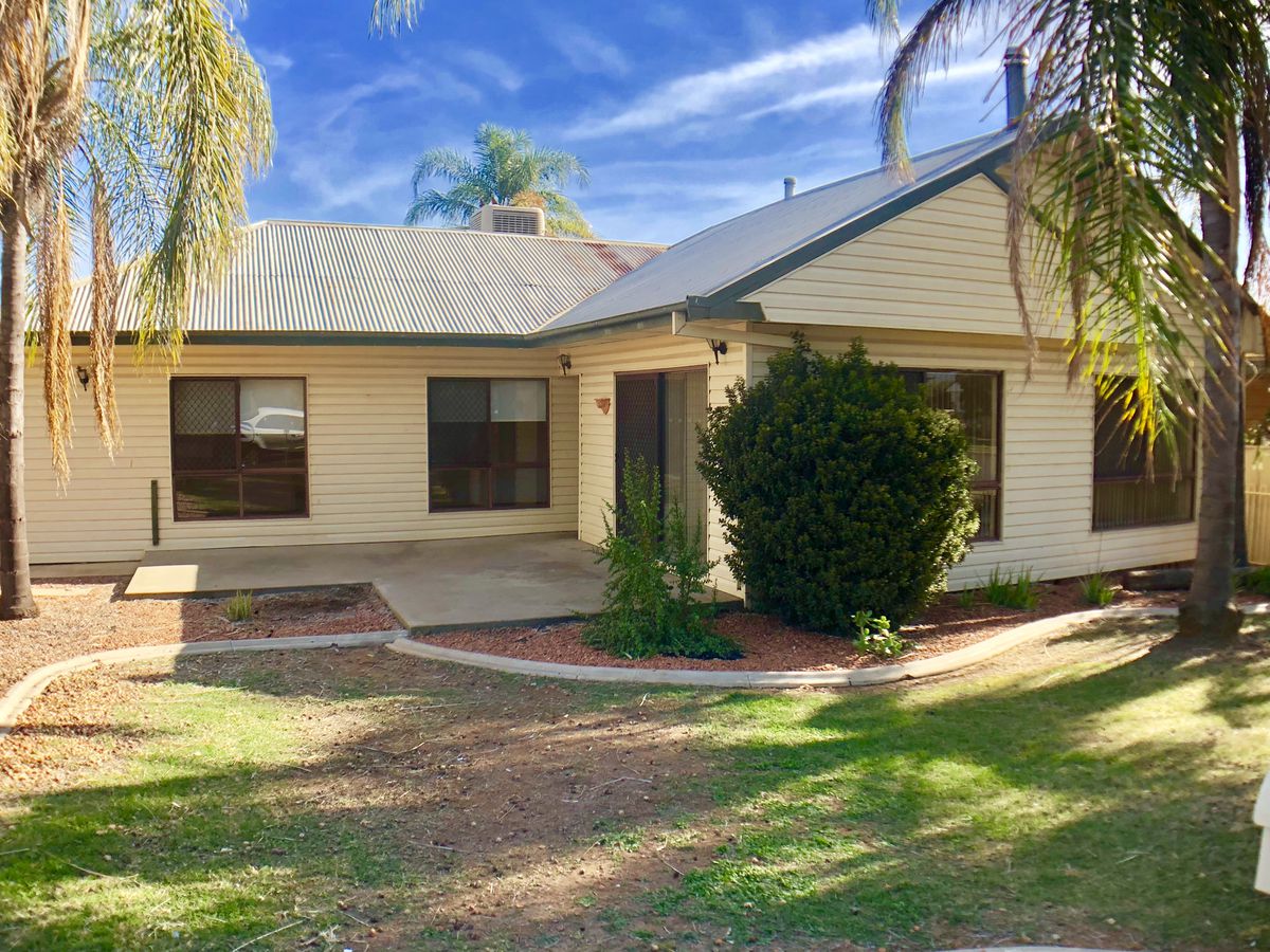13 Parry Street, Tamworth First National Real Estate Tamworth