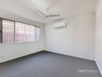41 Hume Circuit, Warner