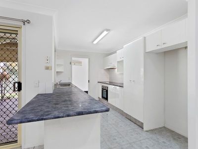 12 Greenwood Court, Helensvale
