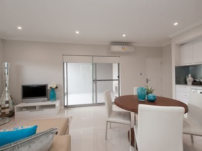 #4/10 Swanston Street, Yokine