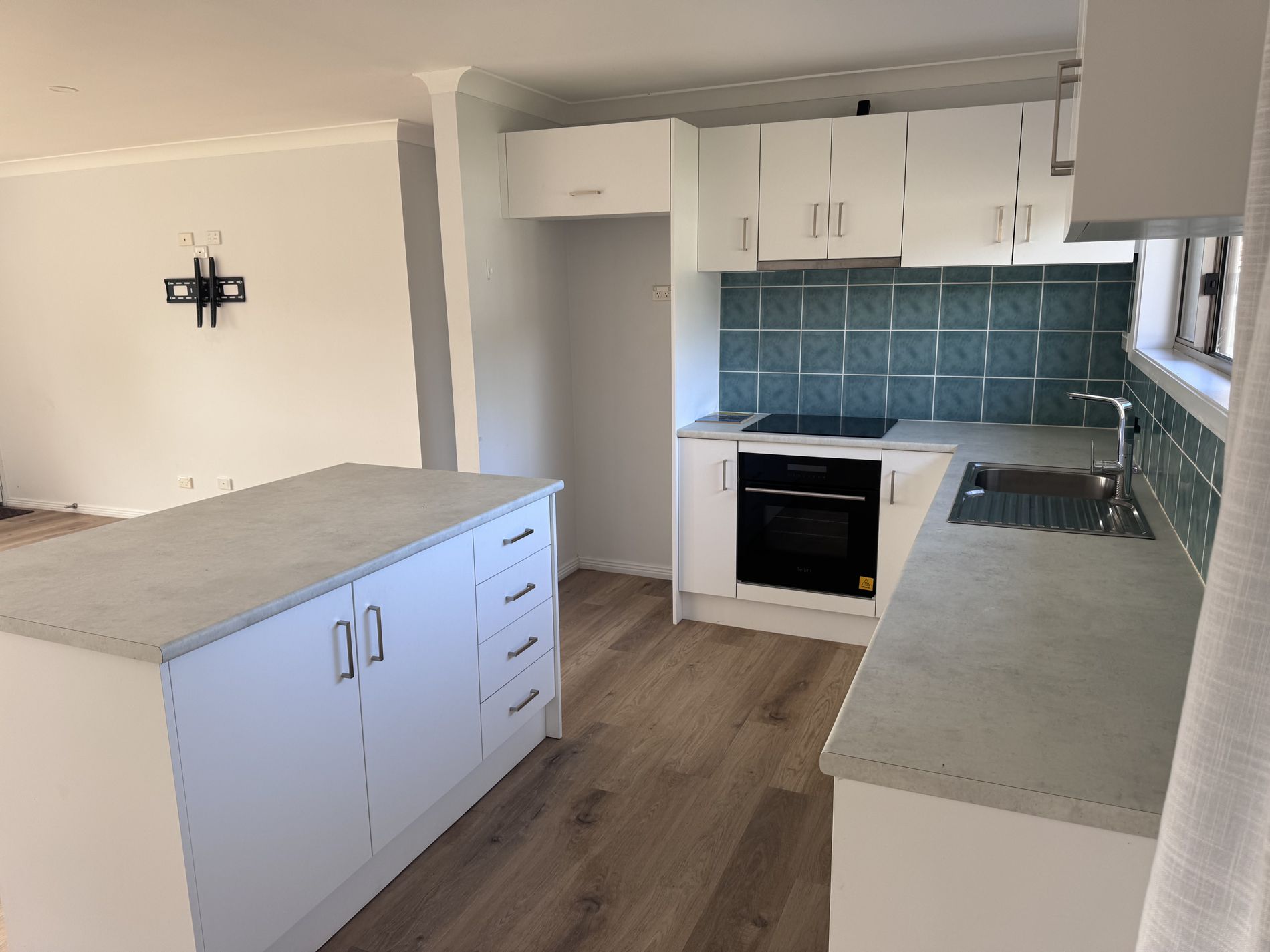 27 Conley Avenue, Lake Conjola