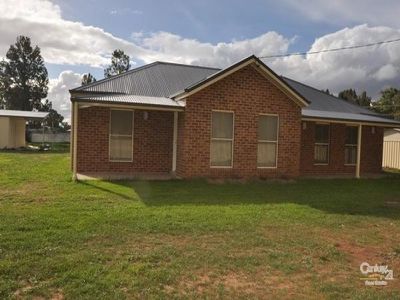 8 Bowman ST Ballimore, Dubbo