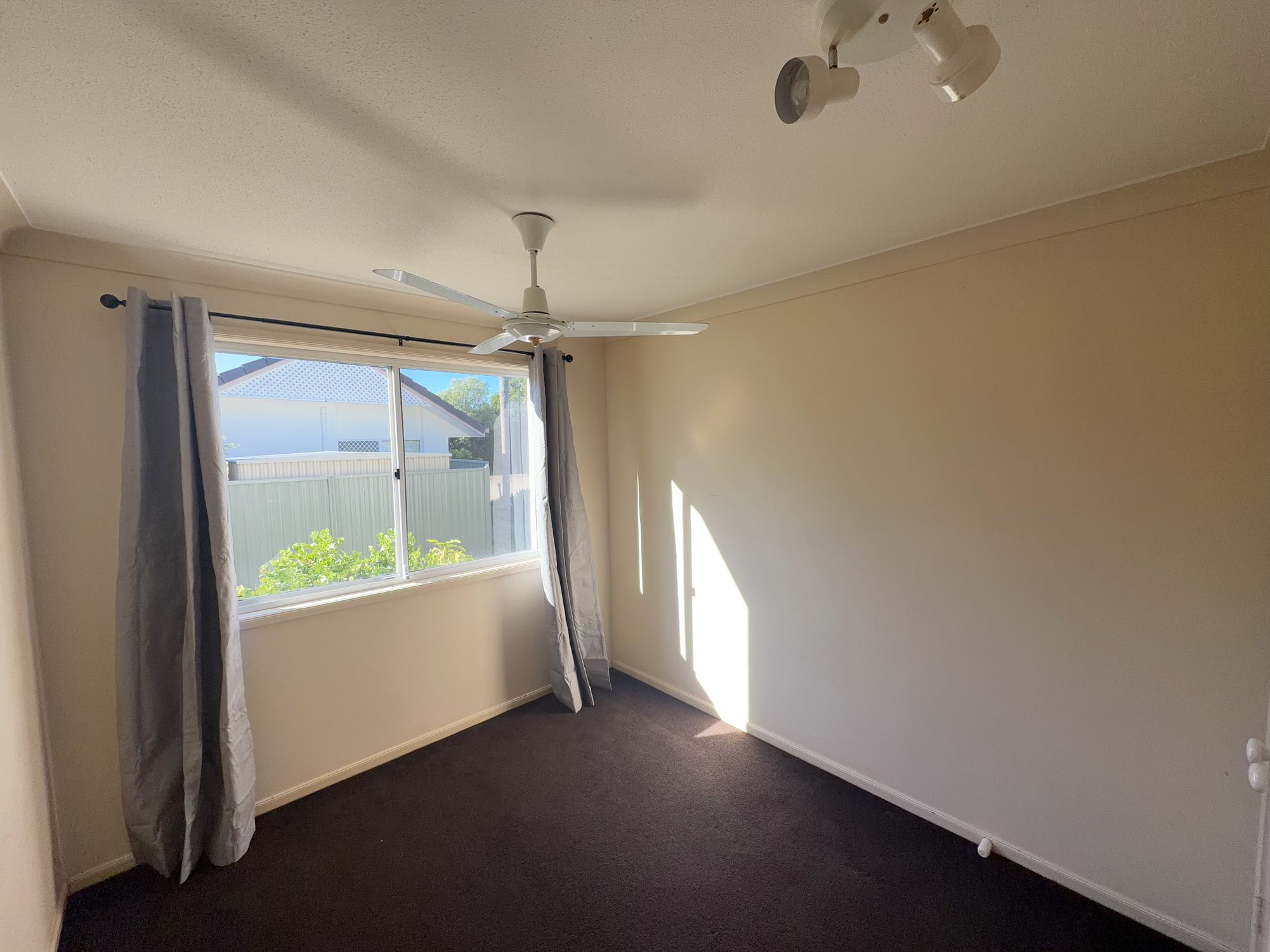 55 / 2 St Kevins Avenue, Benowa