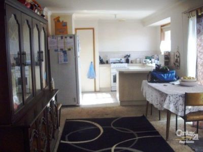 2 Thelma Rise, Hampton Park