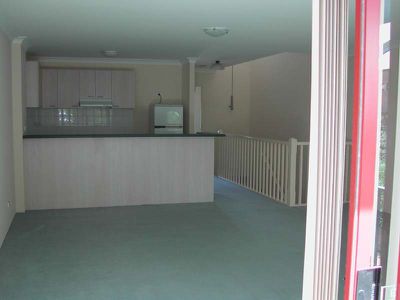 12 / 2 Kensington Mews, Waterloo