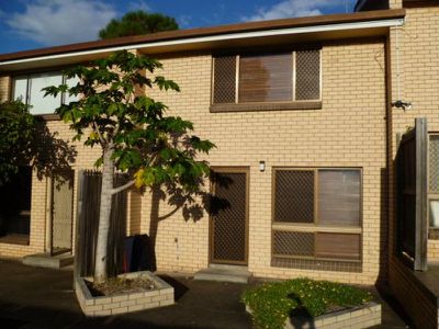 5 / 7 Blackwood Road, Logan Central