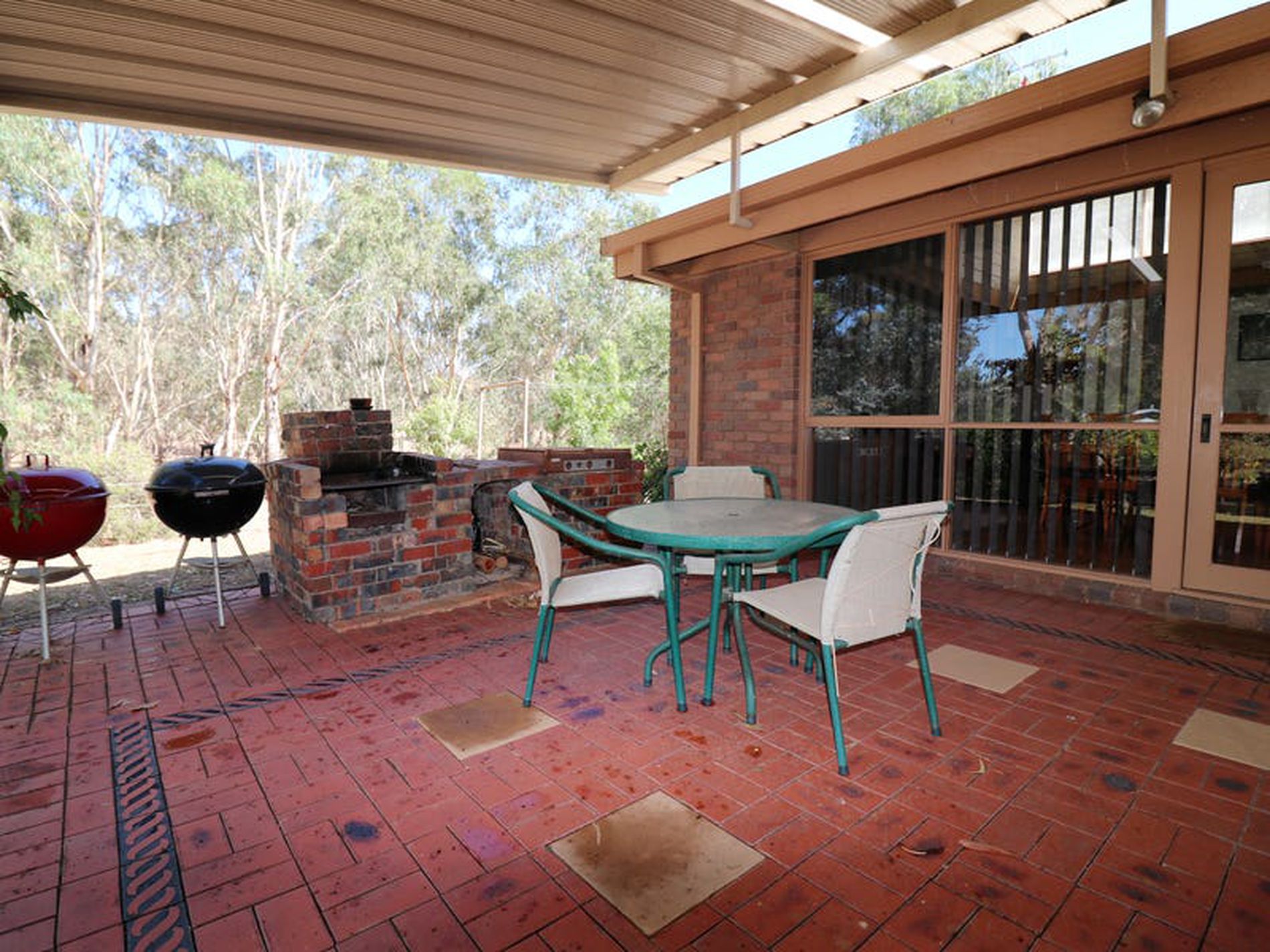 600 Telegraph Rd, Seymour