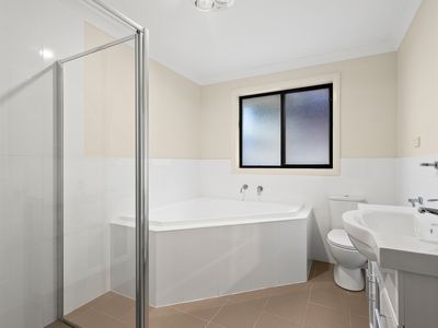 24 Darling Drive, Albion Park