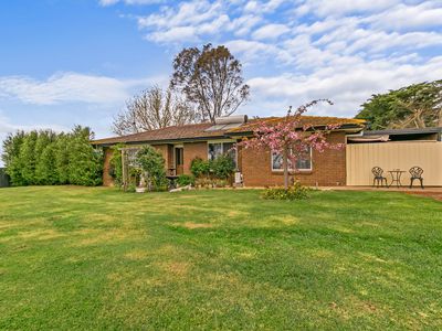 1109  Sale Cowwarr Road, Nambrok