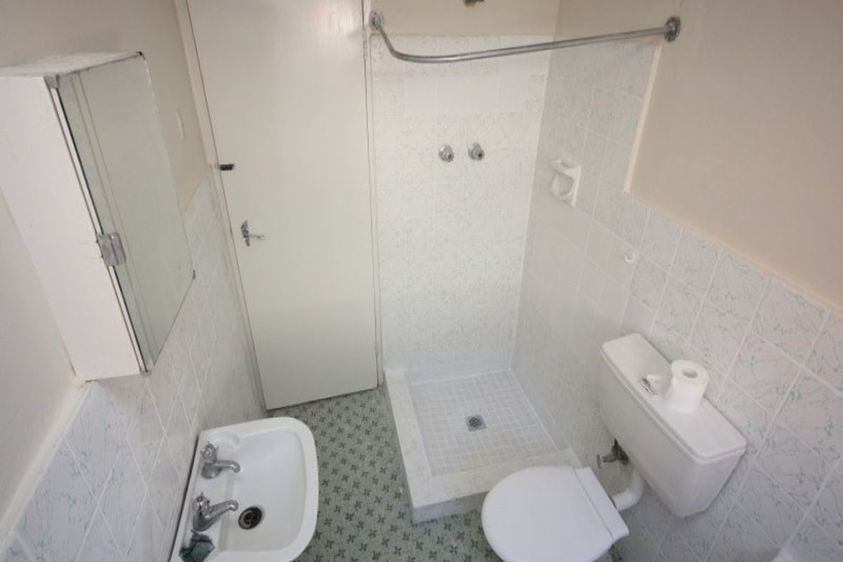 1 / 20 Oswald Street, Campsie