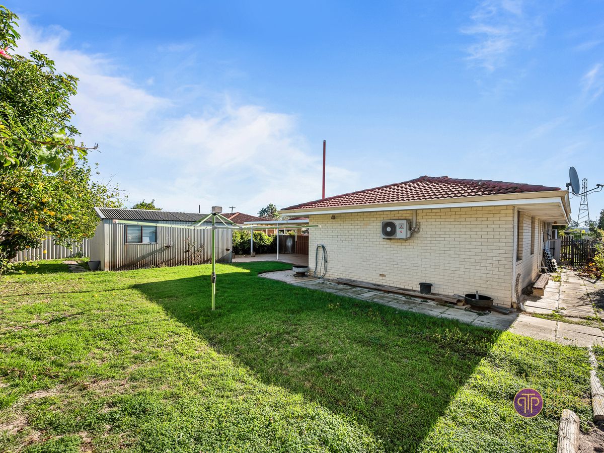 32 Merley Way, Parkwood
