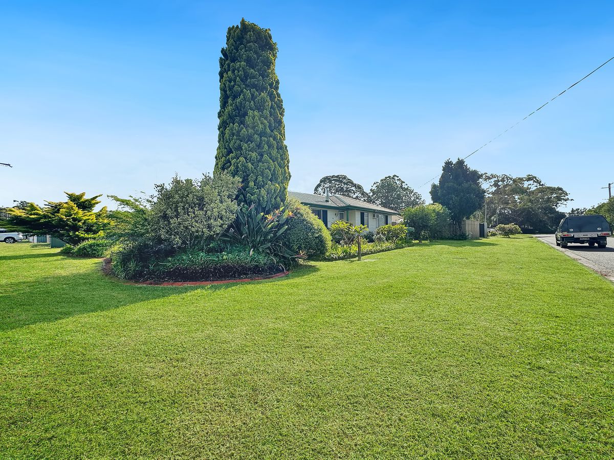39 Clemenceau Crescent, Tanilba Bay, Tanilba Bay - Thumbnail 4