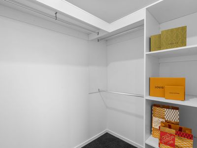 1 / 3 Harrys Road , Taringa