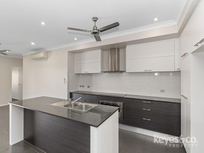 5 Mayflower Street, Burdell