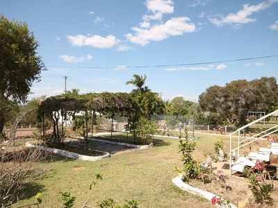 8 PAULL STREET, Charters Towers City