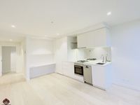 102 / 150 Dudley Street, West Melbourne