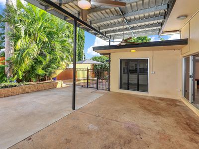 6 Sundew Court, Karama