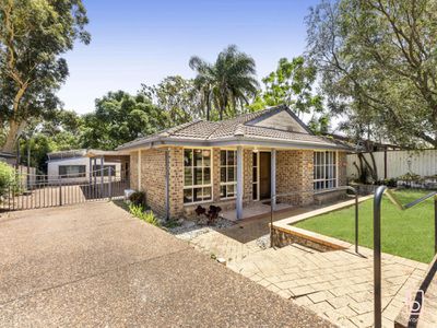 18 Catherine Street, Mannering Park