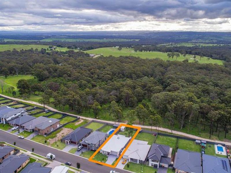 64 Heritage Dr, Appin