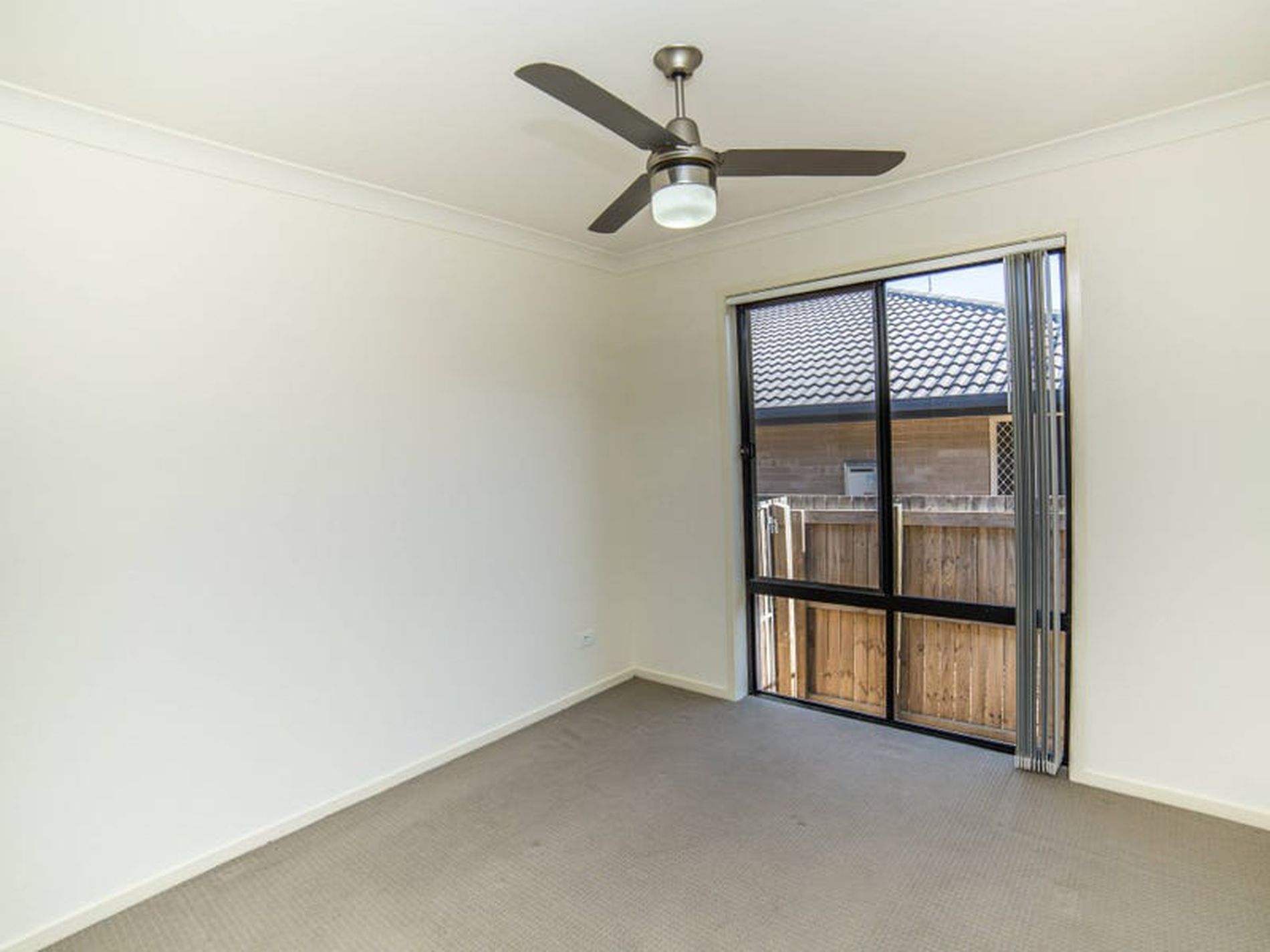 1 / 1 Fortescue Street, Pacific Pines The Investment Focus Real Estate
