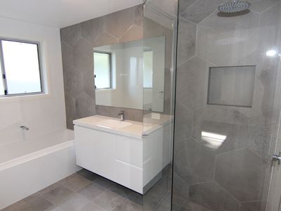 2 / 50 Amanda Crescent, Forster