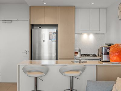 10414 / 320 MacArthur Avenue, Hamilton