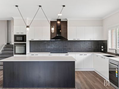 11 Craig Parry Drive, Hidden Valley