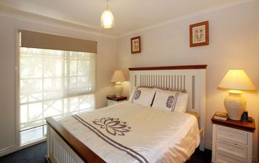 15 Paul Grove, Beaconsfield Upper
