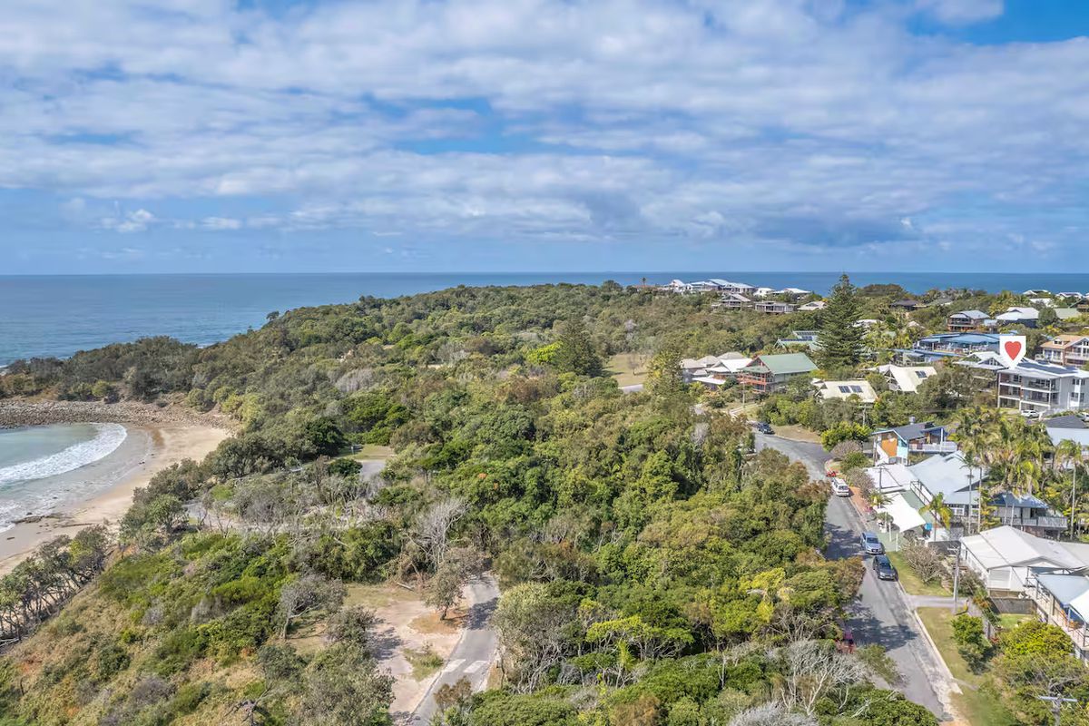 2 / 2 Bay Street, Angourie