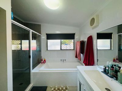 23 Flinders Drive, Moranbah