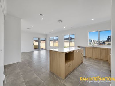 11 Determination Street, Aintree