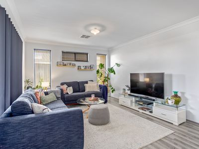 19 Westland Way, Hilbert
