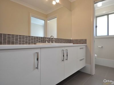 7 Merion Way, Dubbo