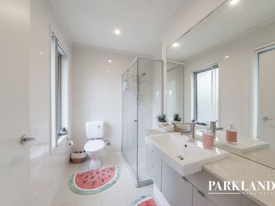 29 Newleaf Parade, Bonnyrigg