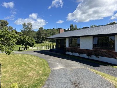 806 Outram-Mosgiel Road, Outram
