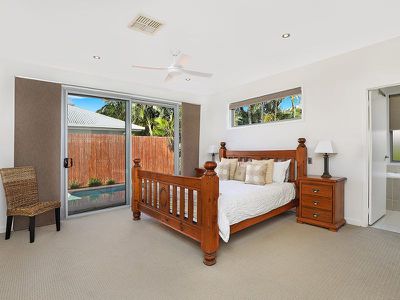 97 Grand Parade, Kawana Island