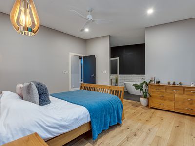 39 Victory Parade, Yanchep