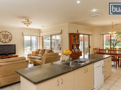 1 Emily Court, Howlong