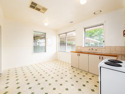 33 Kennedy Road, Shepparton