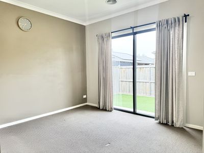 10 Aporum Avenue, Wyndham Vale