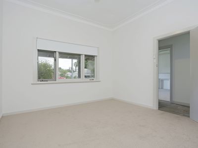 35 Boulder Avenue , Ascot