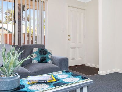 9 / 579 Hannan Street, Somerville