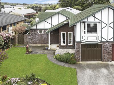 11A Arthur Grove, Waikanae