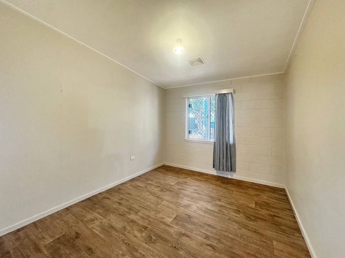 17 ARMSTRONG STREET, Atherton