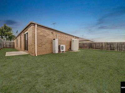 14 Whitehouse Avenue, Truganina