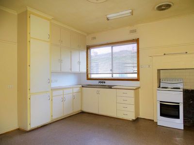 51 King Albert Avenue, Leitchville
