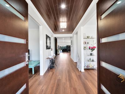 19 Chaucer Crescent, Truganina